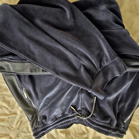 Armani pants - Picture 3 of 4